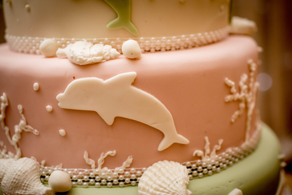 close up photo of a wedding cake
