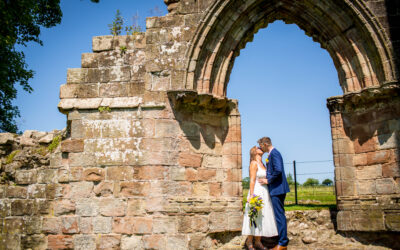 1 Week notice wedding with Amanda + Lee